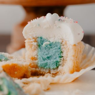 gender reveal cupcakes
