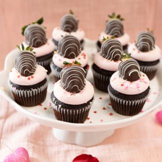 Chocolate Covered Strawberry Cupcakes